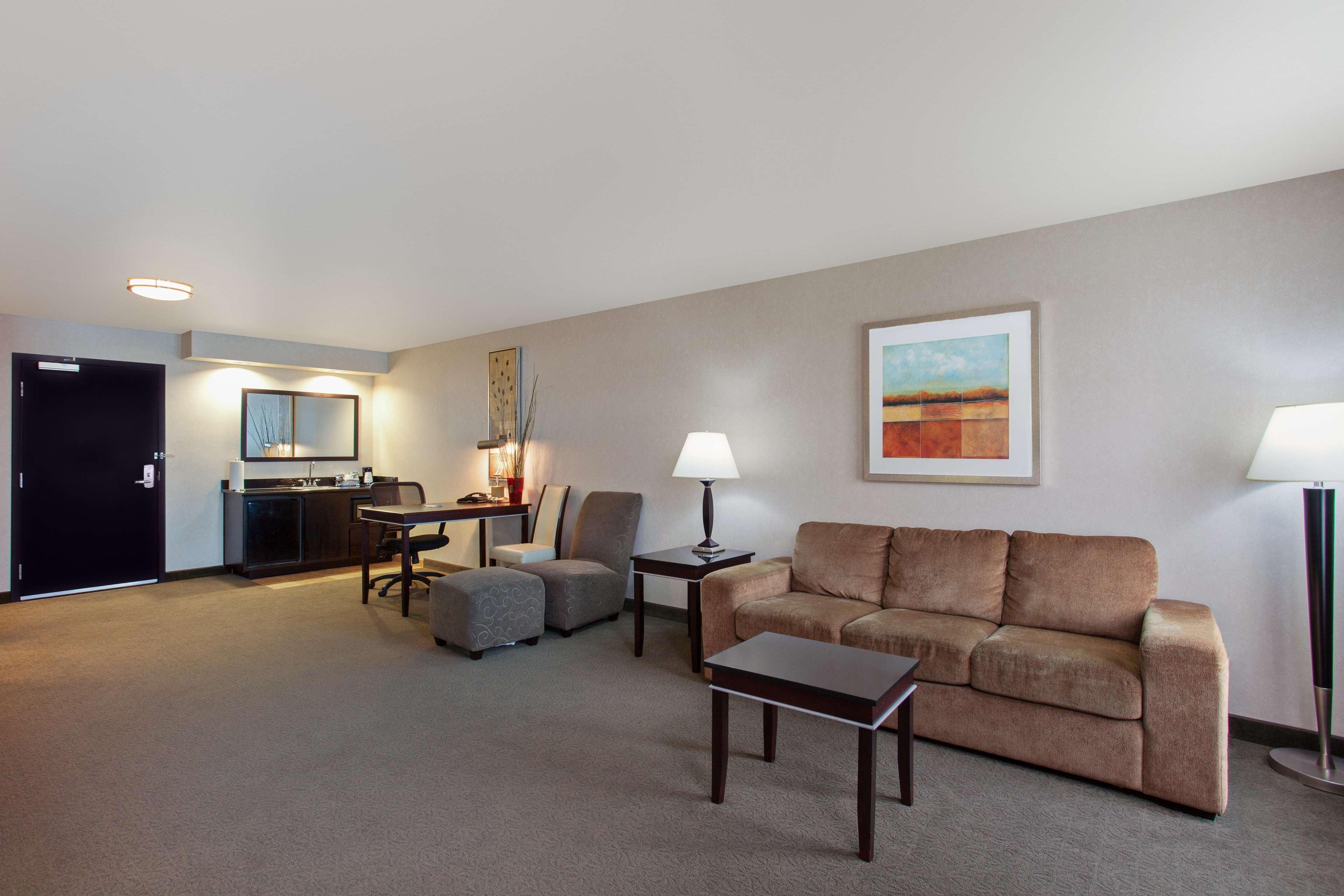 Hampton Inn & Suites Roseville Εξωτερικό φωτογραφία