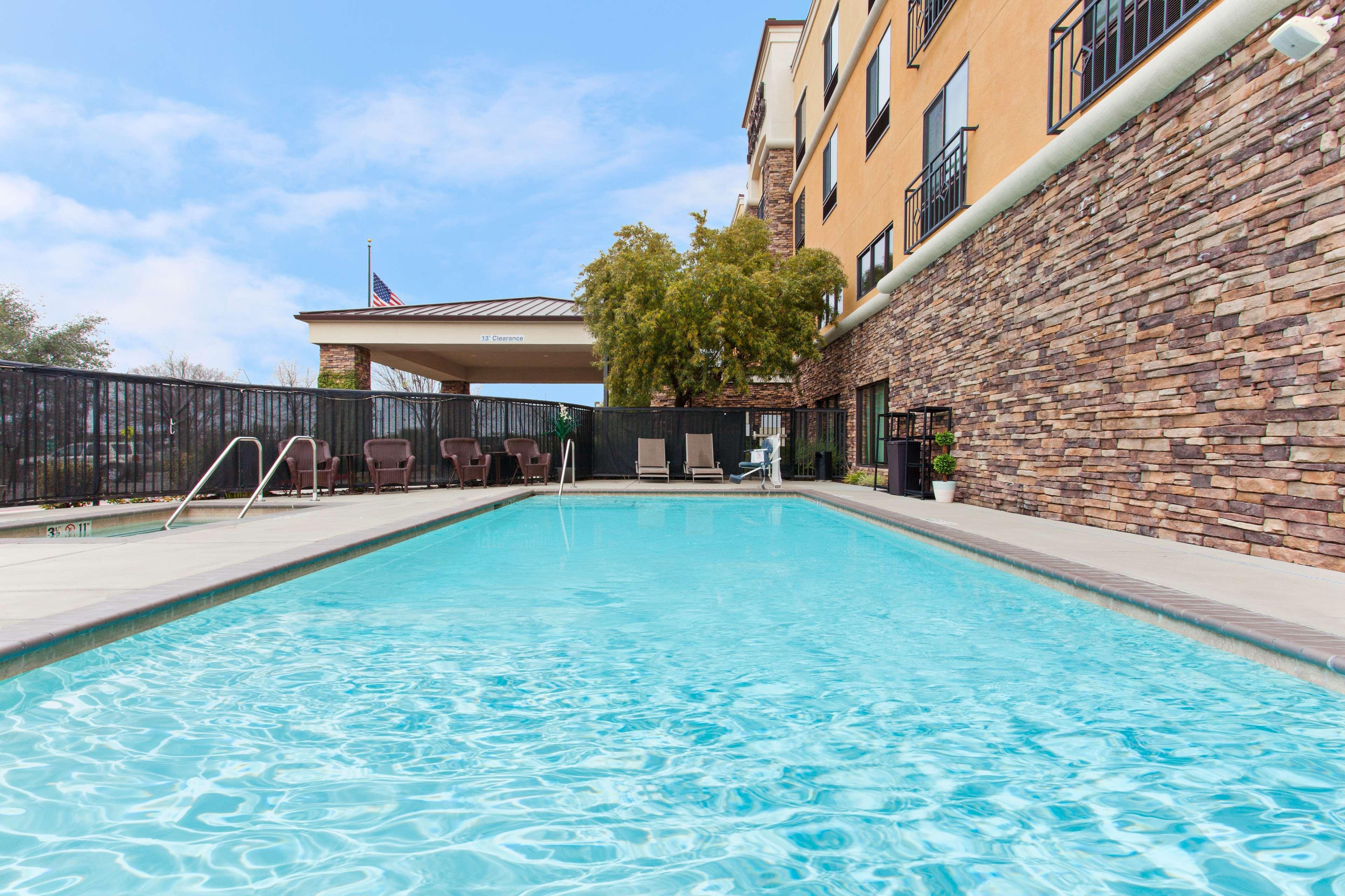 Hampton Inn & Suites Roseville Εξωτερικό φωτογραφία