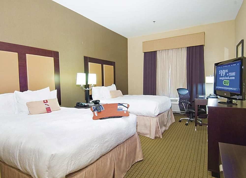 Hampton Inn & Suites Roseville Εξωτερικό φωτογραφία